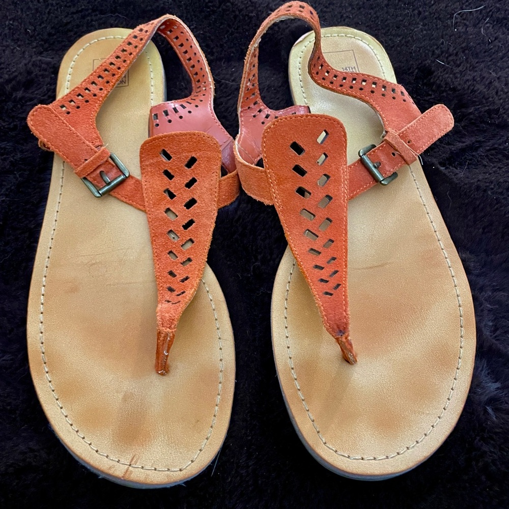 14th & Union Rust Leather Laser Cut Sandals